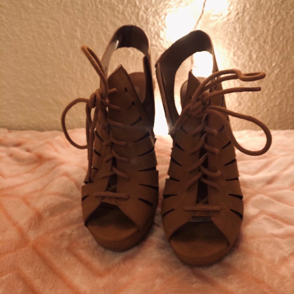 Paprika Tan Heels